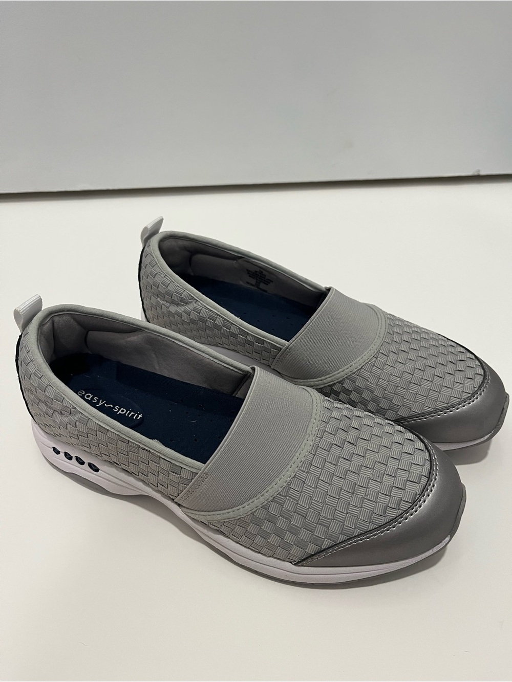 Easy Spirit Women's Slip-On Loafers/ Sneakers in Gray